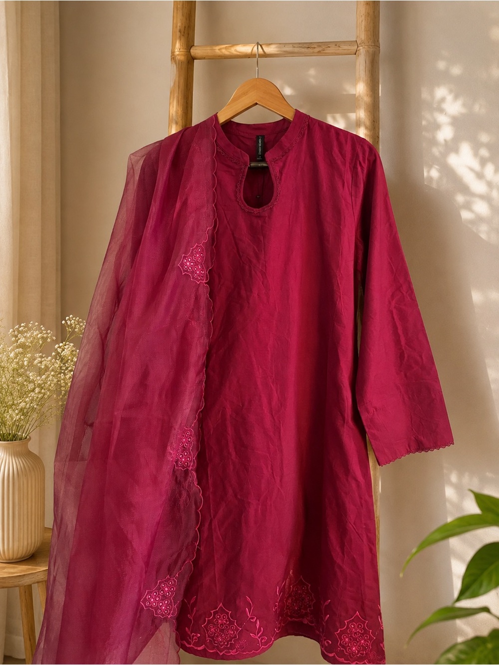 Women's Magenta Embroidered Tunic with Sheer Dupatta